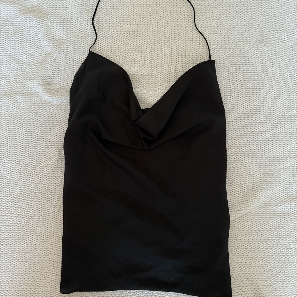 Lulu's Classic Black Top